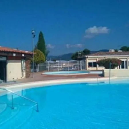 Capitou Casa de hóspedes Fréjus